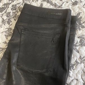 Articles of society Jean